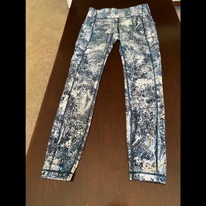 Lululemon full length leggings size 6